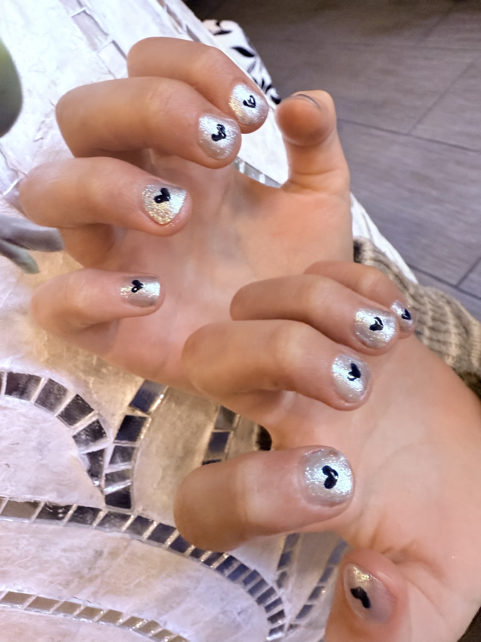 Pearl Nail Bar nail photo 4