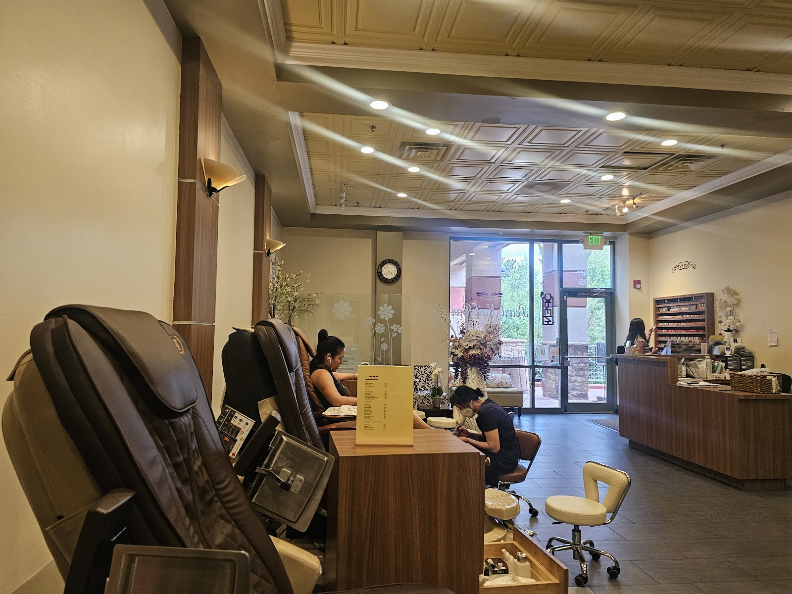 Pearl Nail Bar nail photo 6
